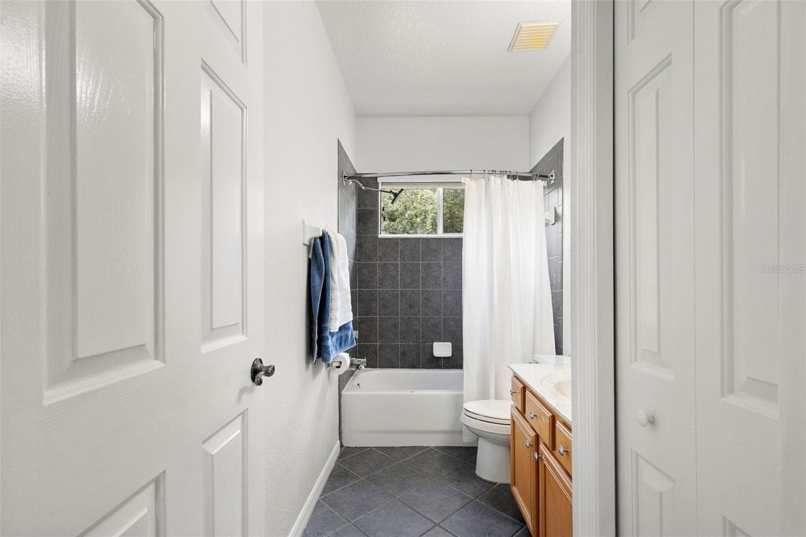 Bathroom2 - 8380 GOLDEN PRAIRIE DR, TAMPA