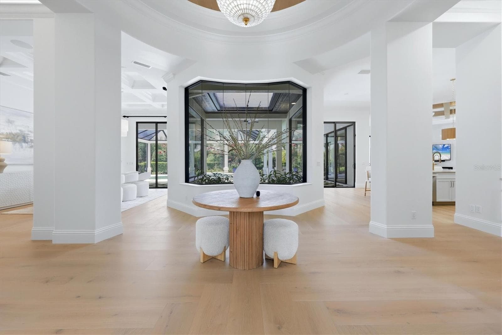 Foyer with view of Lanai - 9261 MCDANIEL LN, SARASOTA