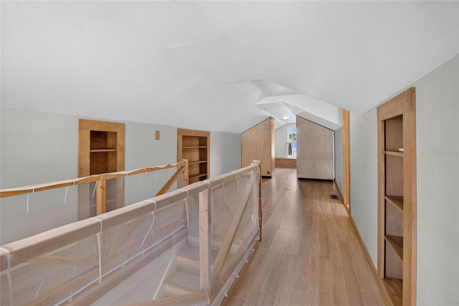 Loft Upstairs - 13941 13TH ST, DADE CITY