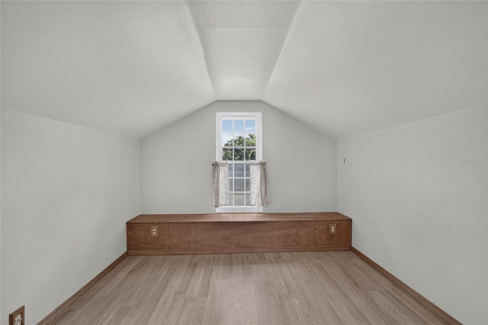 Loft Upstairs - 13941 13TH ST, DADE CITY