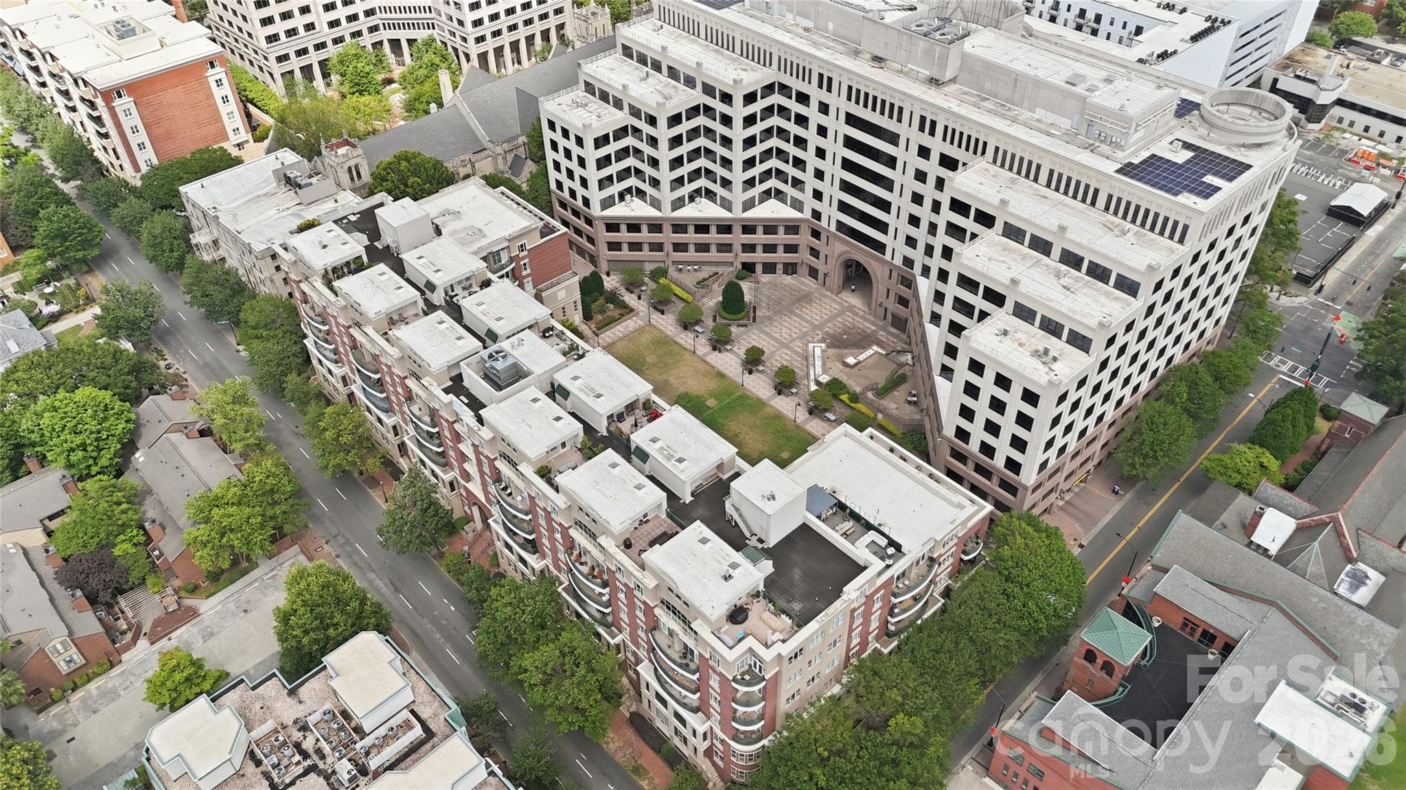 Condominium at 400 N Church Street, Charlotte, photo 34 of 40