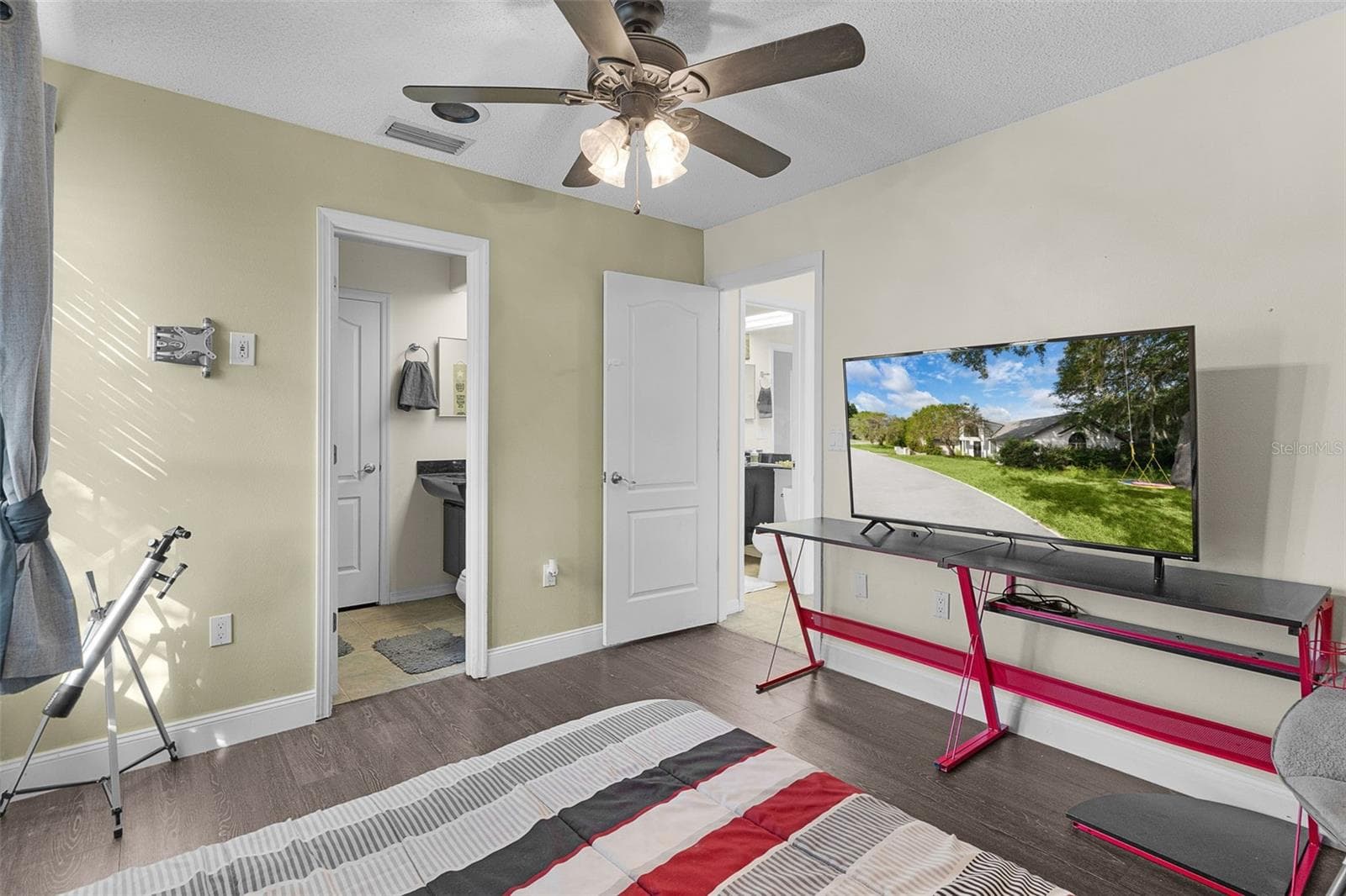Single Family Residence at 34415 KINGFISH ST, FRUITLAND PARK, photo 24 of 51