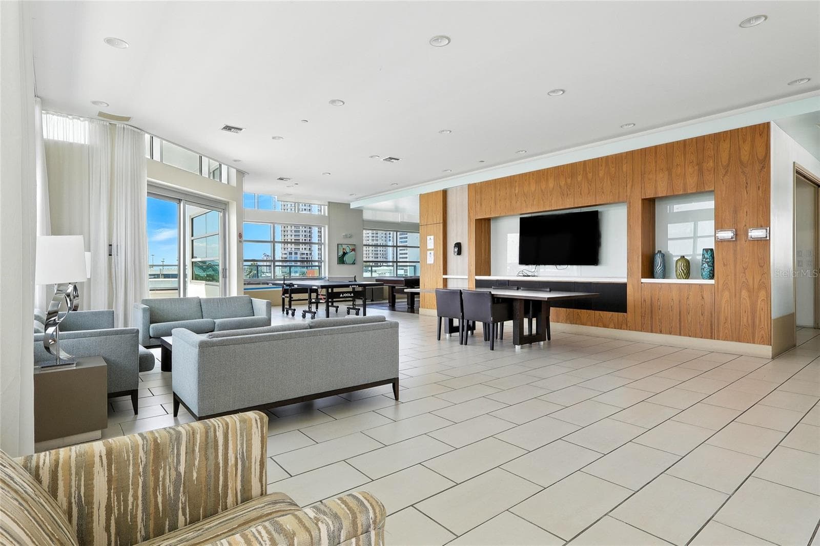 Condominium at 111 N 12TH ST #1325, TAMPA, photo 20 of 36
