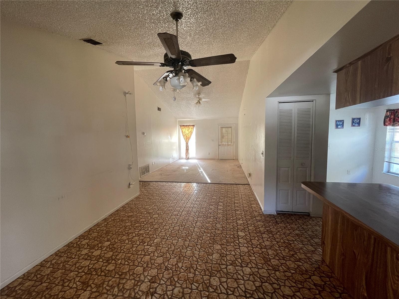 Dining Room - 11001 SUNSWEPT PL, TAMPA