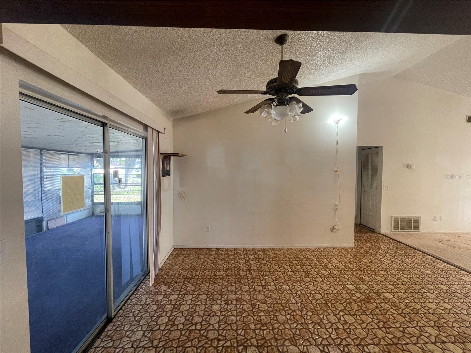 Dining Room - 11001 SUNSWEPT PL, TAMPA