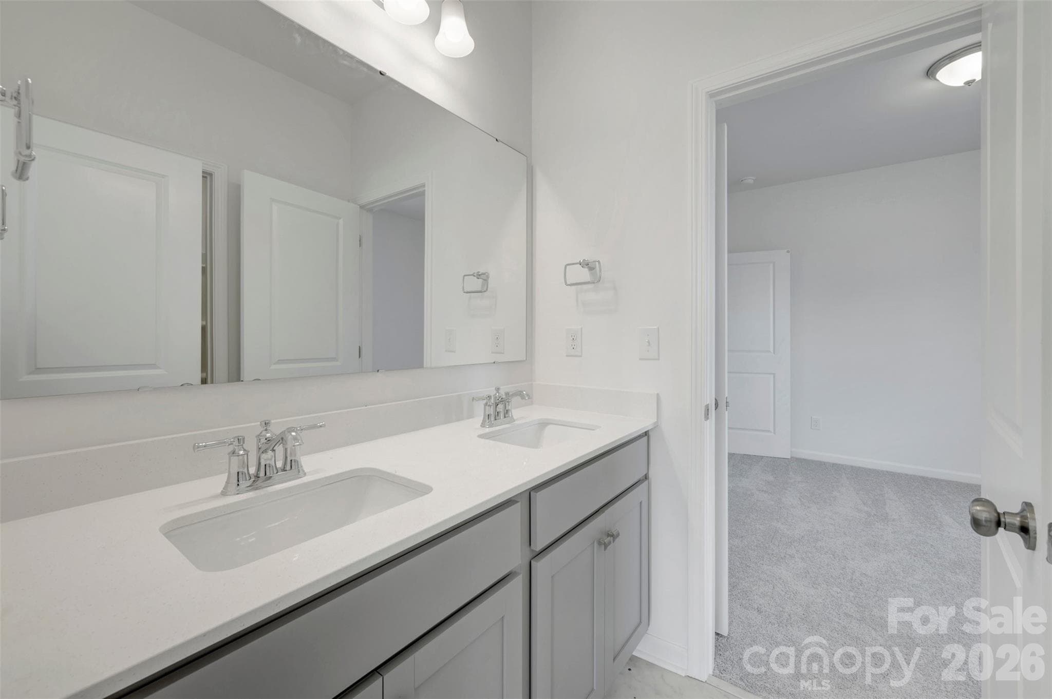 Secondary bathroom - 2173 Clifton Road, Sherrills Ford