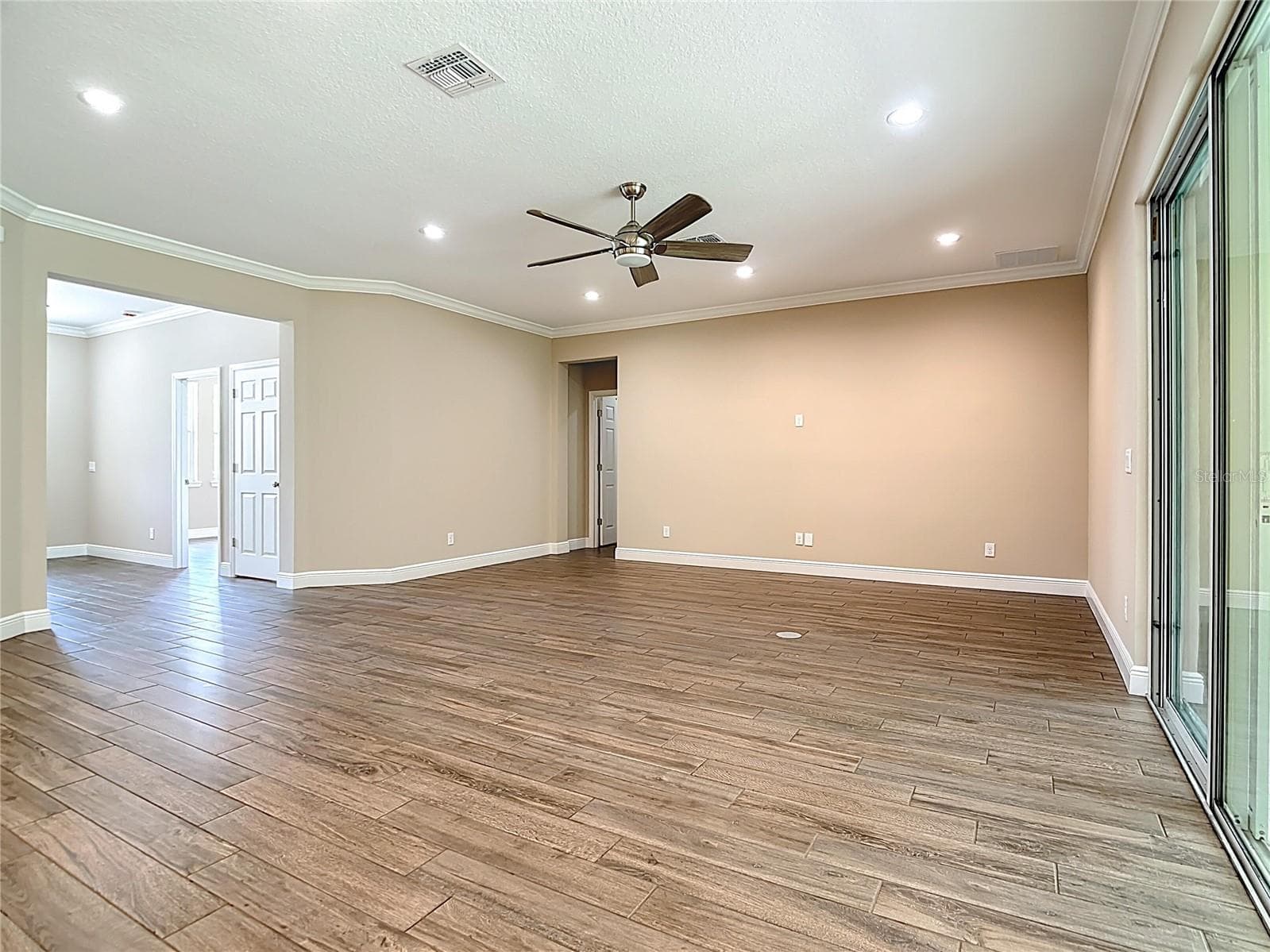 Single Family Residence at 19041 MARDI GRAS ST, ORLANDO, photo 25 of 57