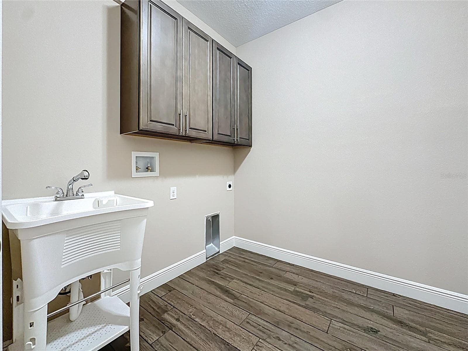 Single Family Residence at 19041 MARDI GRAS ST, ORLANDO, photo 40 of 57