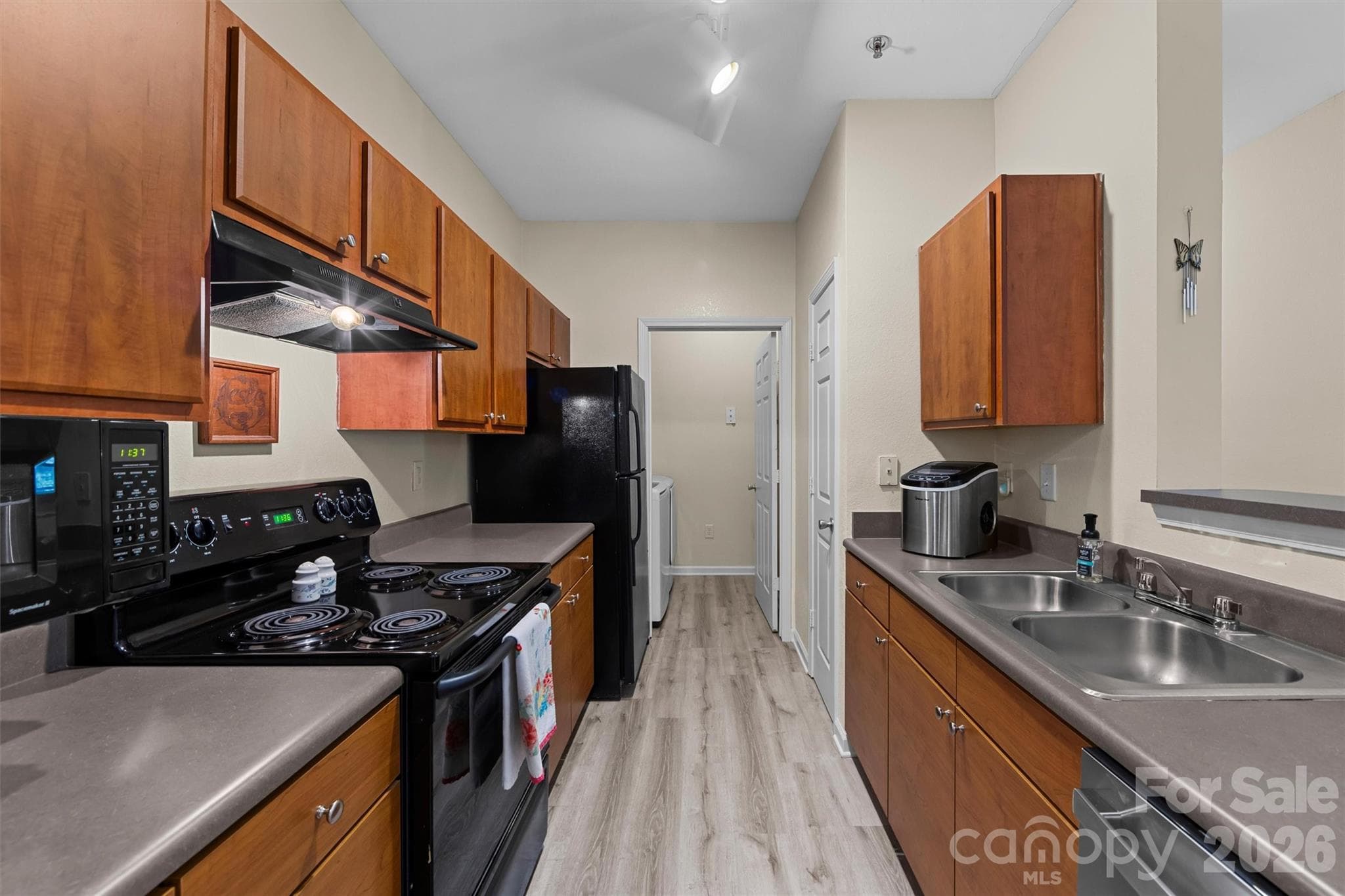 Condominium at 100 Vista Lake Drive, Candler, photo 24 of 55