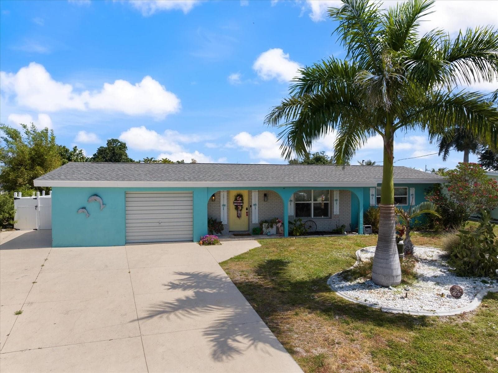 Single Family Residence at 168 BUCKEYE AVE NW, PORT CHARLOTTE, photo 4 of 60