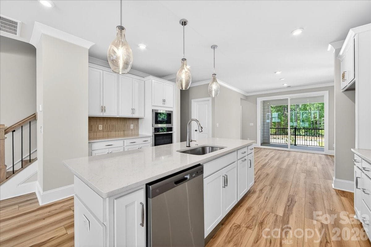 Light filled second floor - 12015 Elsa Lane, Charlotte