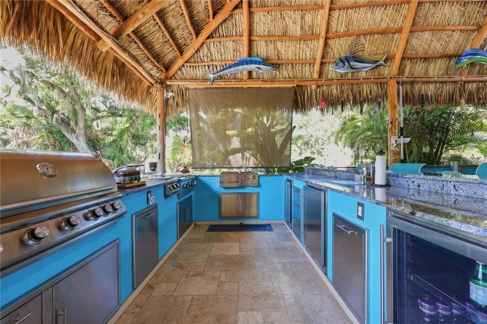 OUTDOOR BAR - 3348 ALAMO LN, SARASOTA