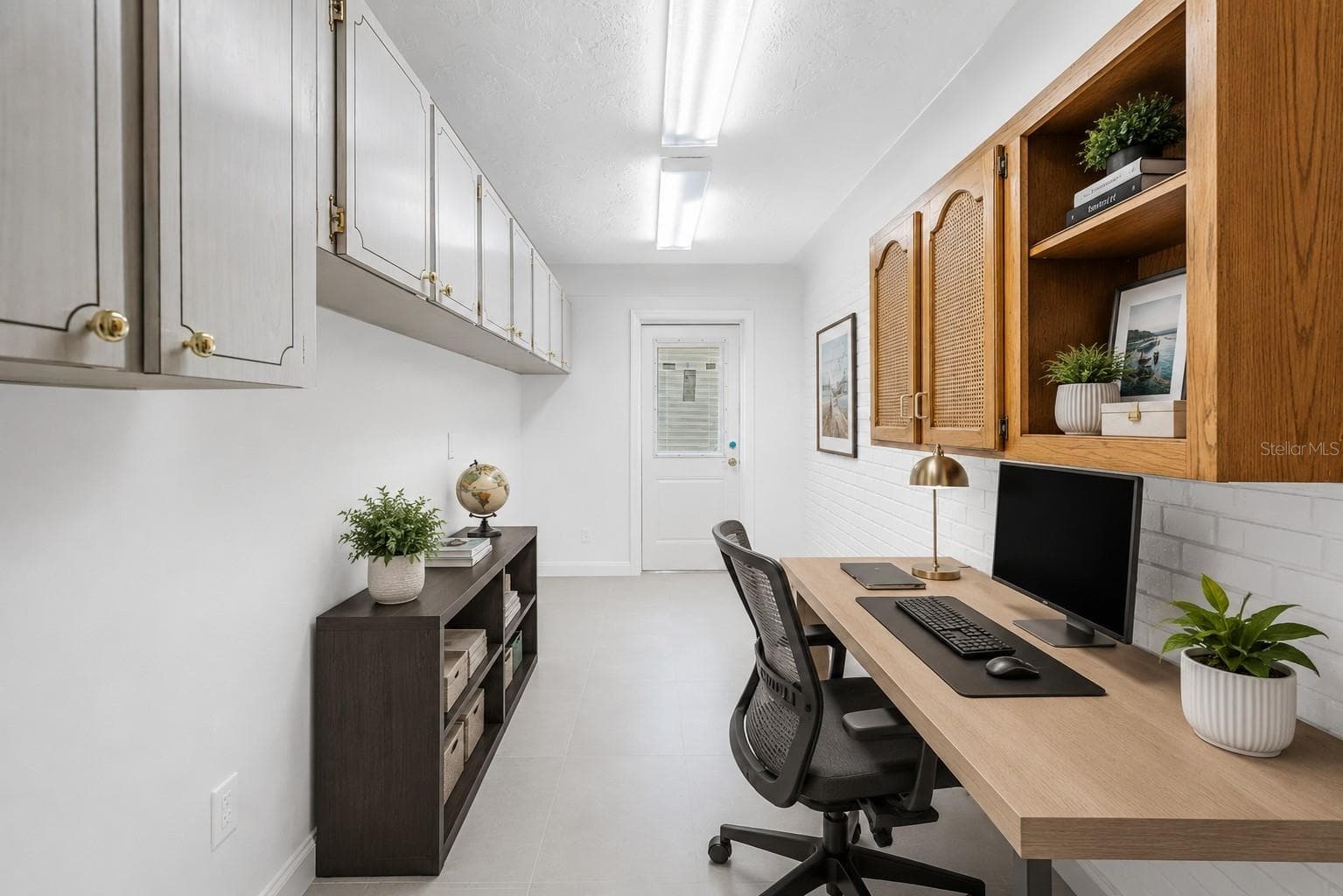 Single Family Residence at 2067 MASSACHUSETTS AVE NE, ST PETERSBURG, photo 15 of 62