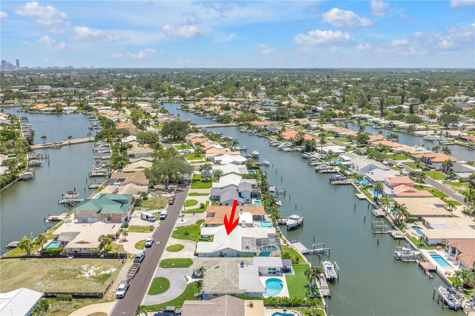 Single Family Residence at 2067 MASSACHUSETTS AVE NE, ST PETERSBURG, photo 51 of 62
