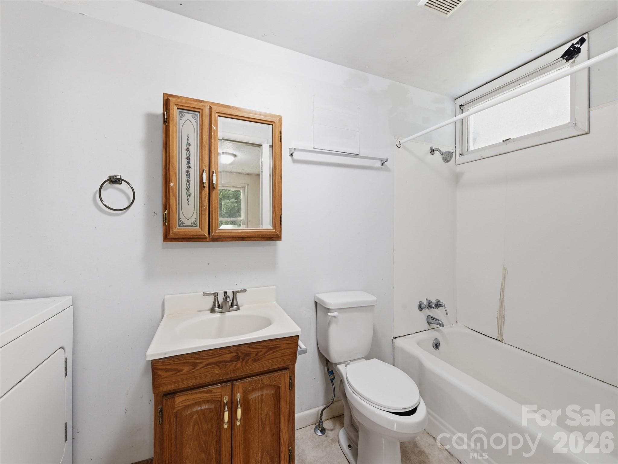 Single Family Residence at 586 Olivet Church Road, Whittier, photo 20 of 30
