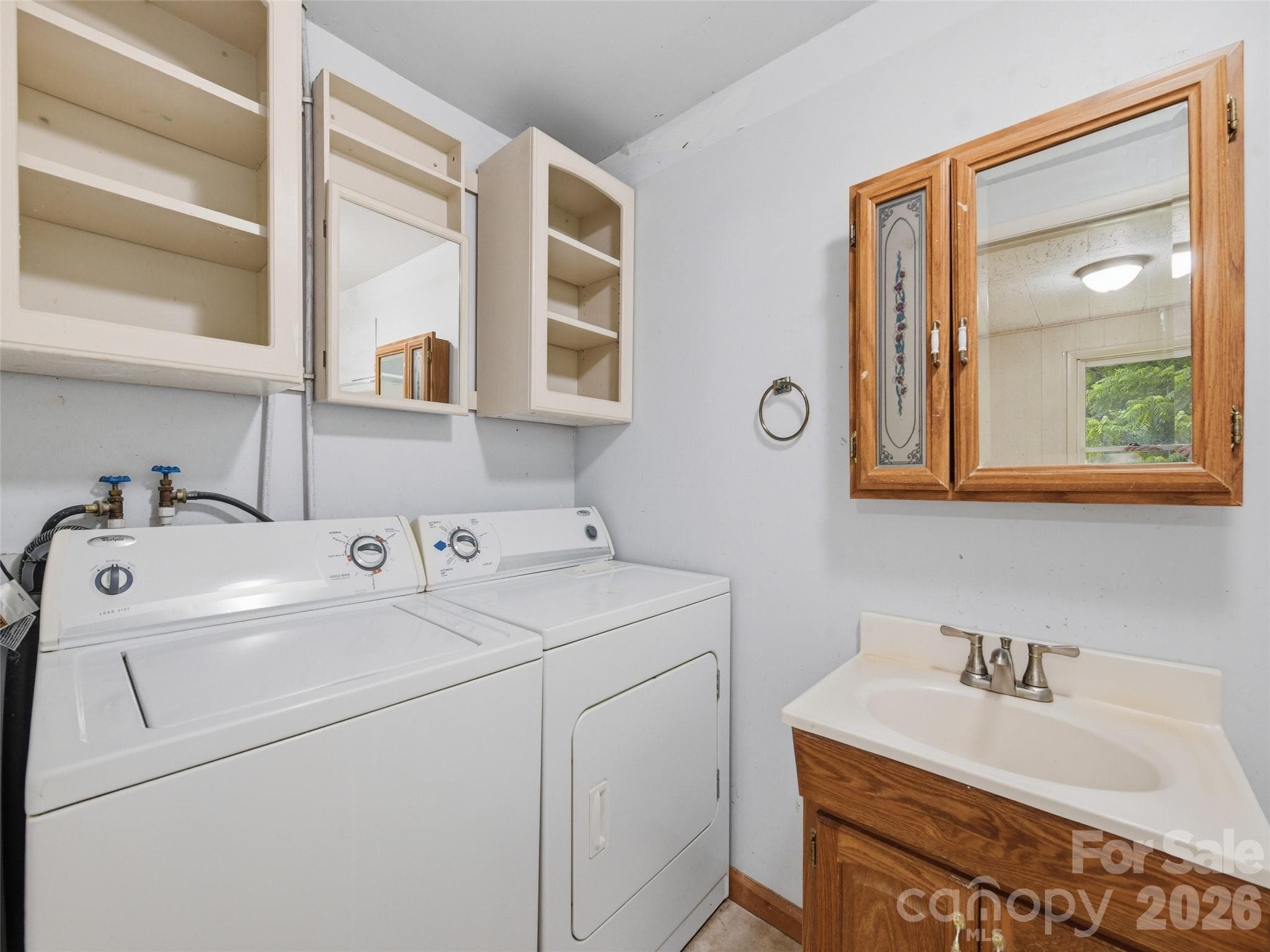 Single Family Residence at 586 Olivet Church Road, Whittier, photo 21 of 30
