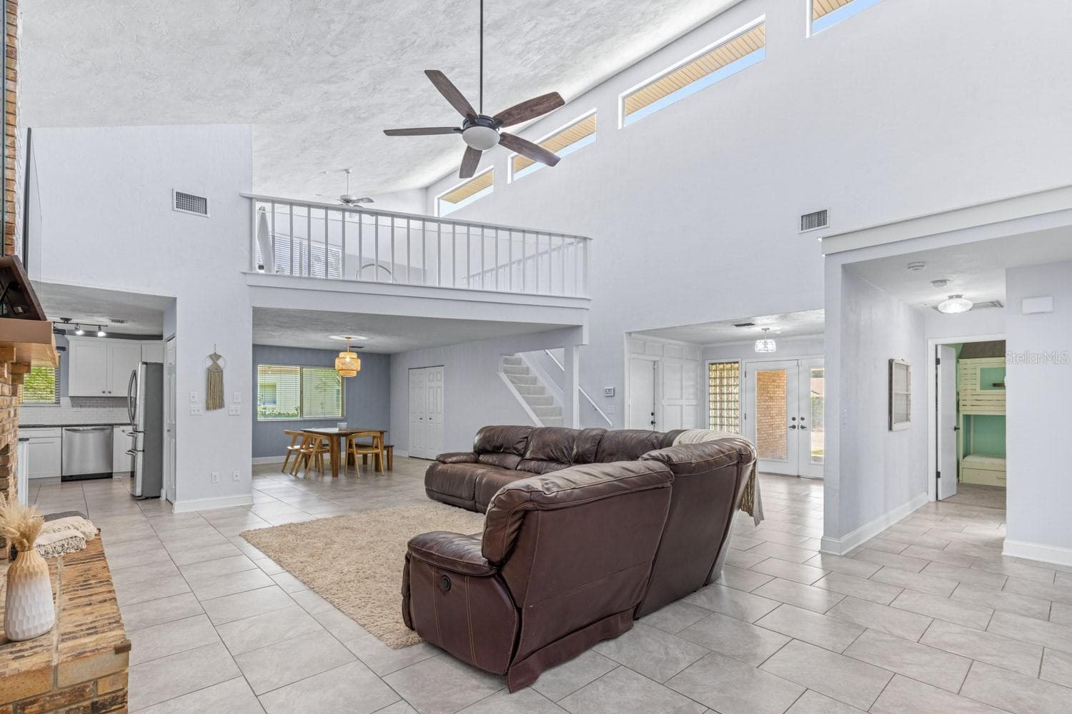 Single Family Residence at 82 KINGSLEY PL, ORMOND BEACH, photo 7 of 41