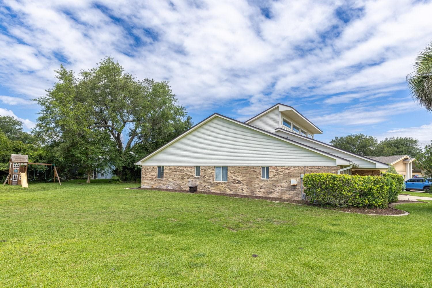 Single Family Residence at 82 KINGSLEY PL, ORMOND BEACH, photo 31 of 41