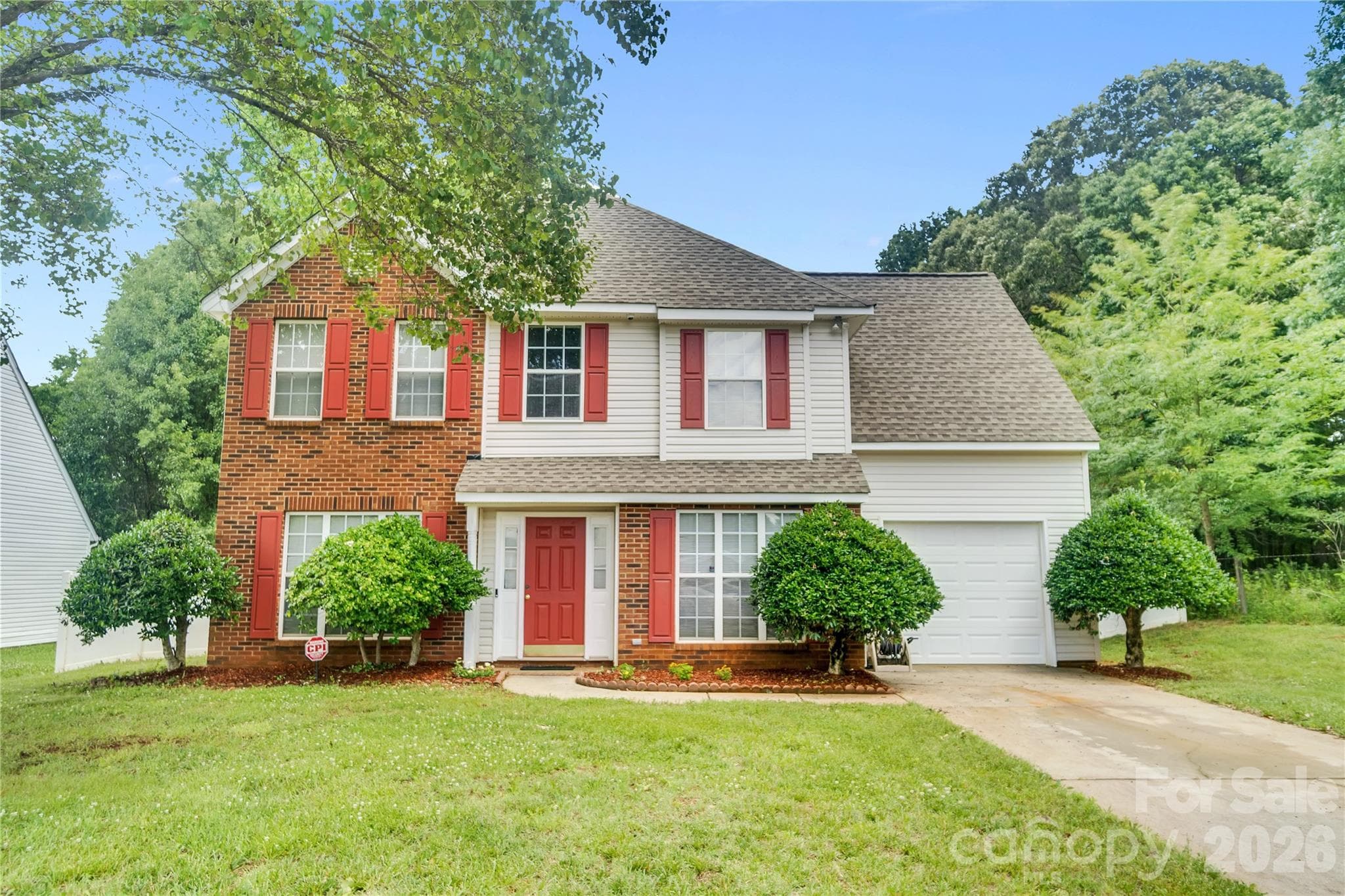 Single Family Residence at 12009 Silvercrest Drive, Charlotte, photo 37 of 38