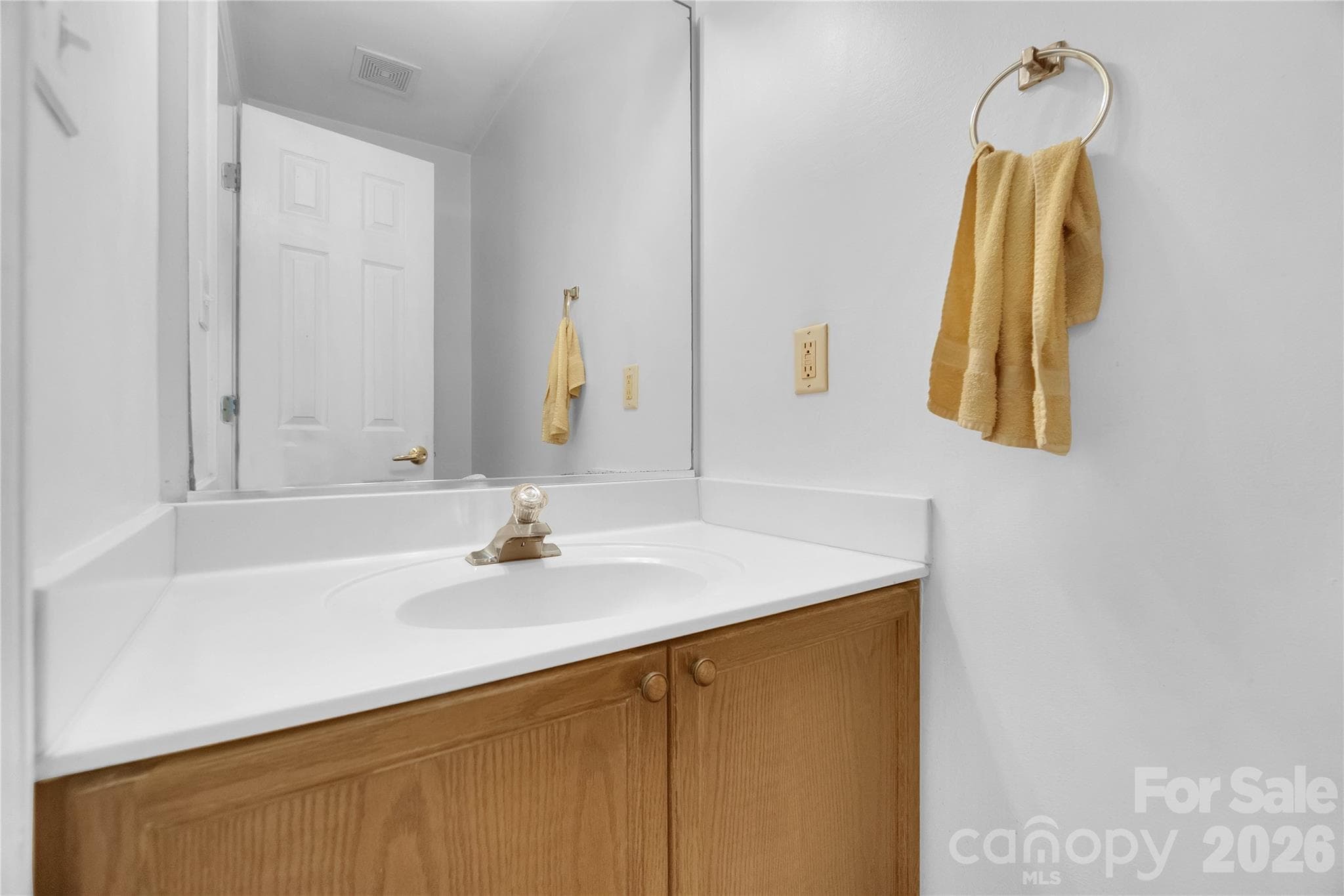 Single Family Residence at 12009 Silvercrest Drive, Charlotte, photo 18 of 38