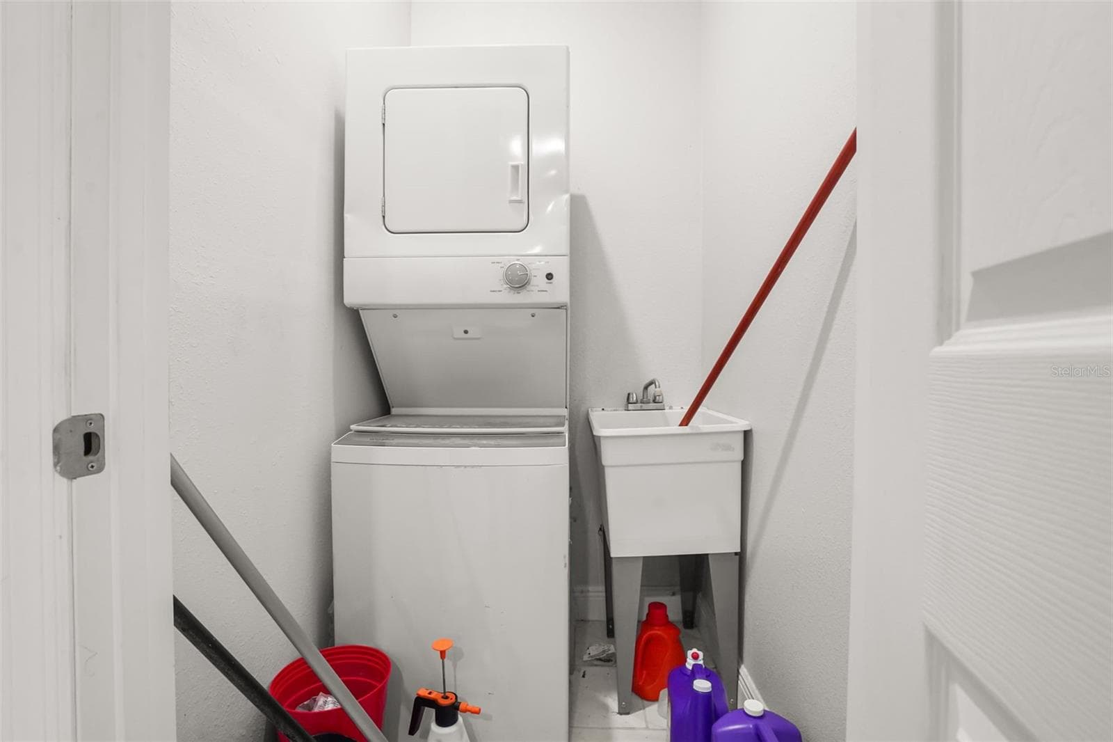 LAUNDRY ROOM - 16626 BEARLE RD, ORLANDO