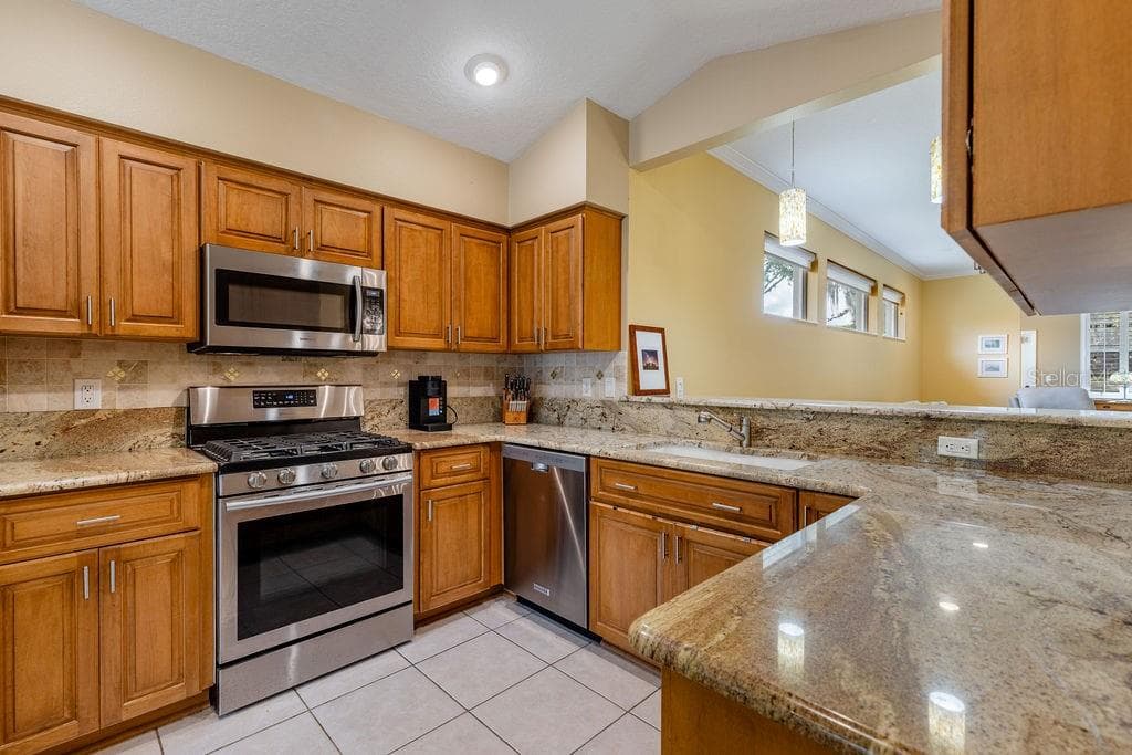 Single Family Residence at 6116 ARMADA ST, TAVARES, photo 5 of 54