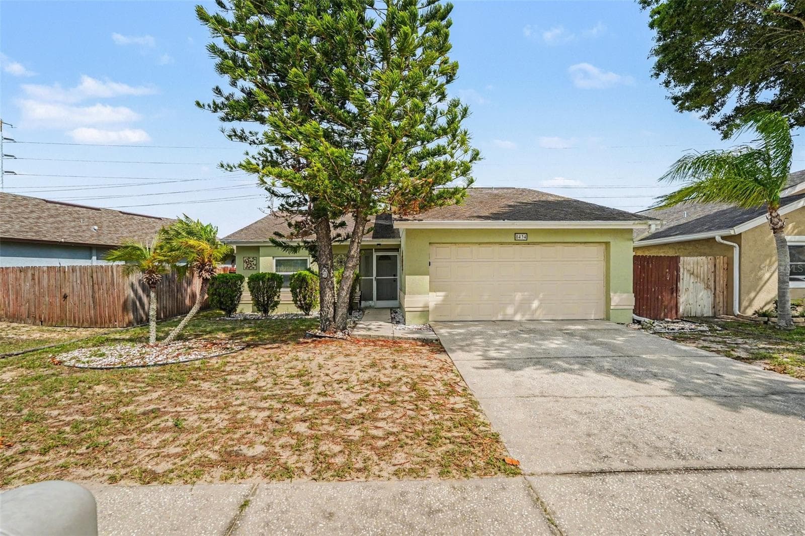 8434 SUN DR