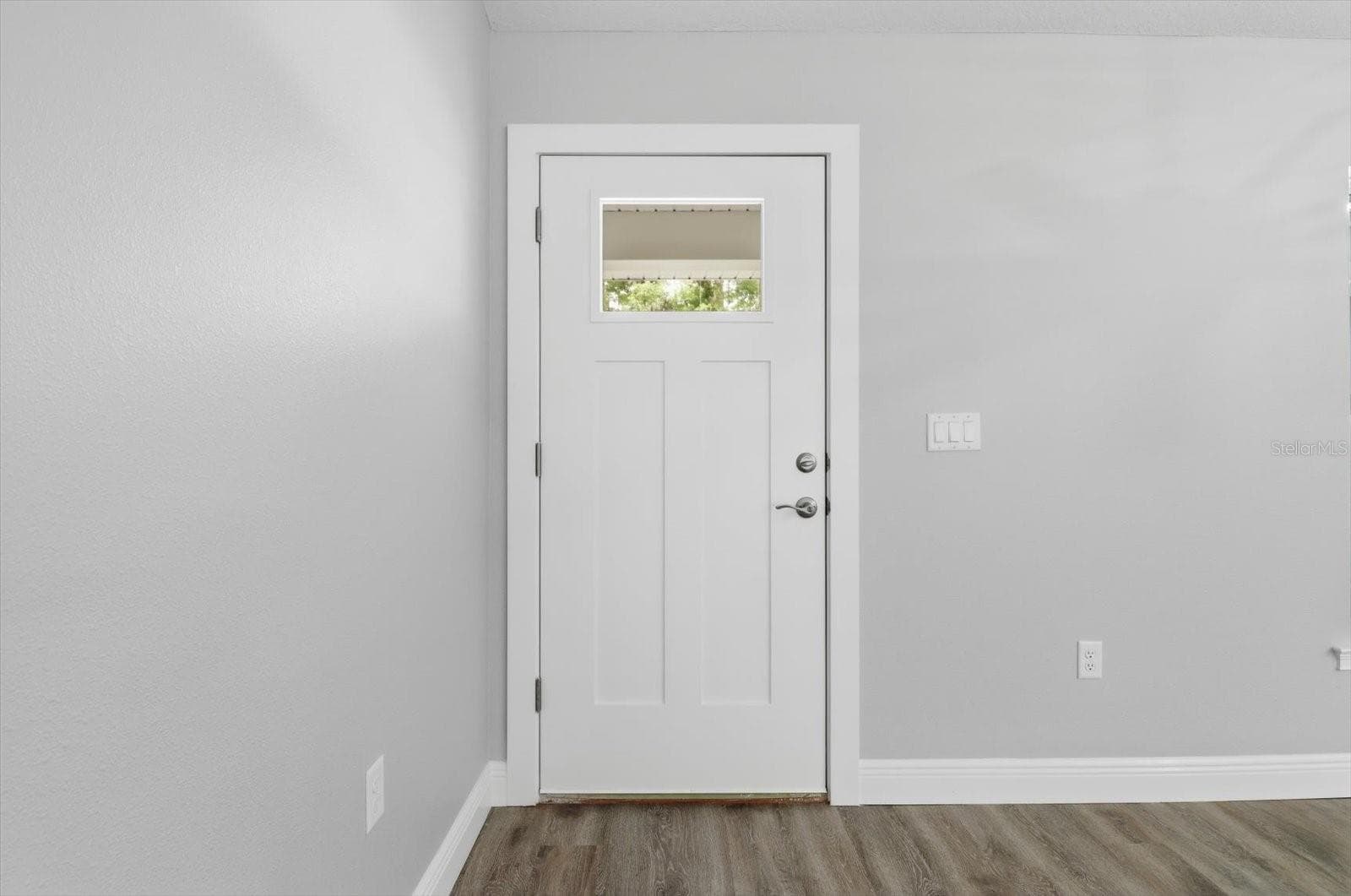 Single Family Residence at 8727 N SPIKES WAY, DUNNELLON, photo 8 of 41
