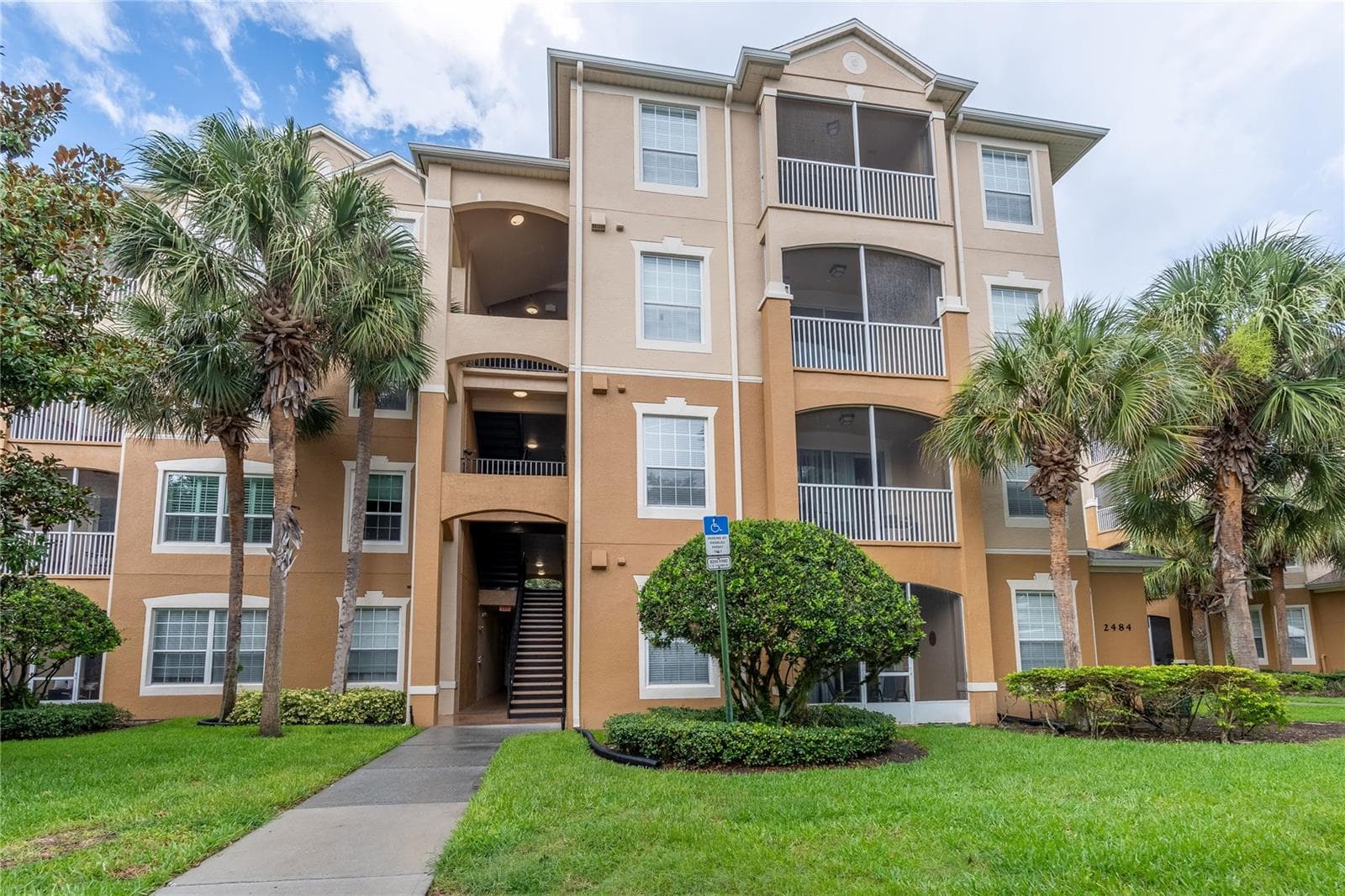 2484 SAN TECLA ST #408