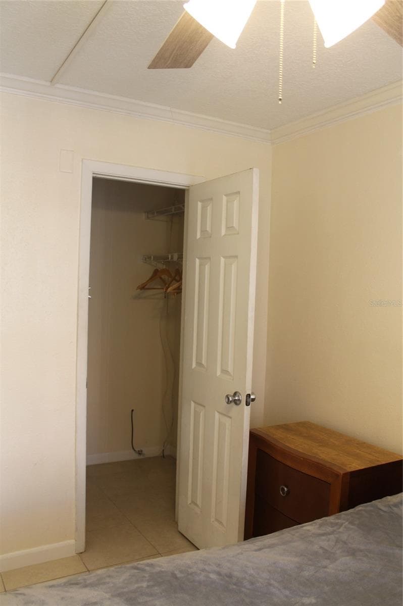 Primary Bedroom walk-in closet - 151 OYSTER BAY CIR #200, ALTAMONTE SPRINGS