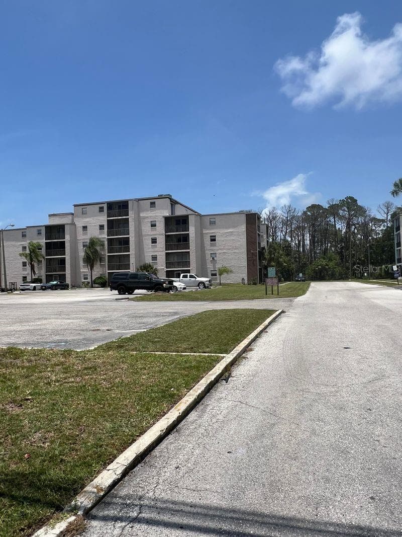 Condominium at 5541 BAY BLVD #107, PORT RICHEY, photo 22 of 26