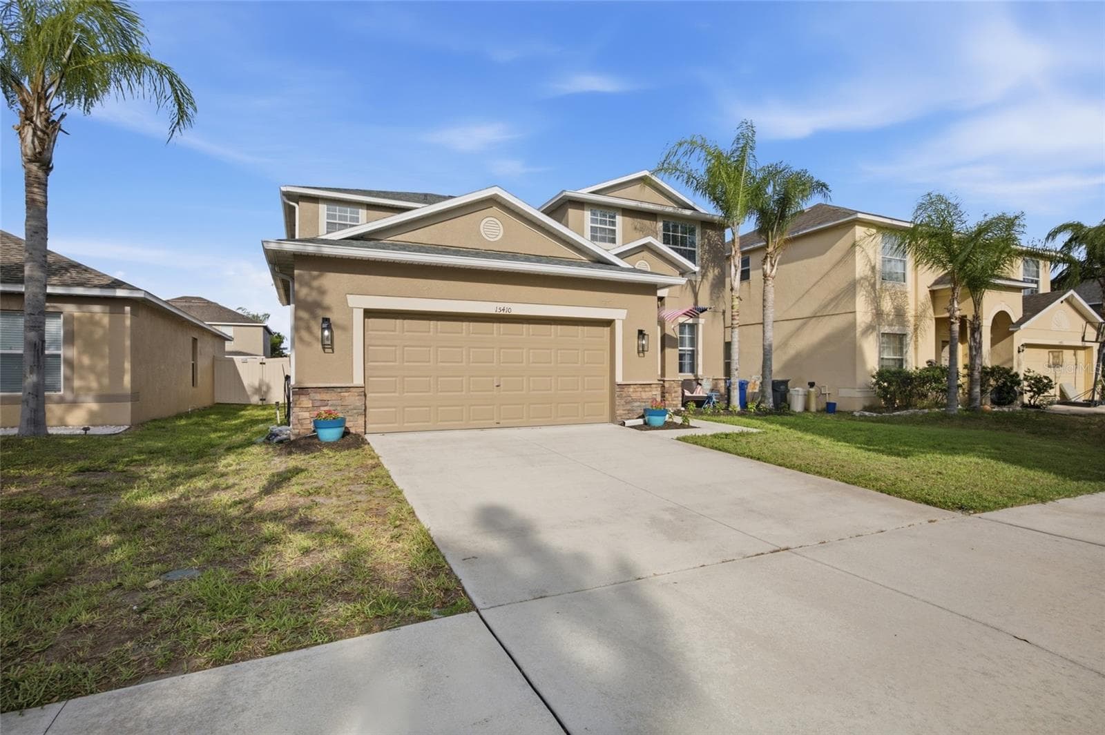 Single Family Residence at 15410 DAKOTA SKY PL, SUN CITY CENTER, photo 3 of 50
