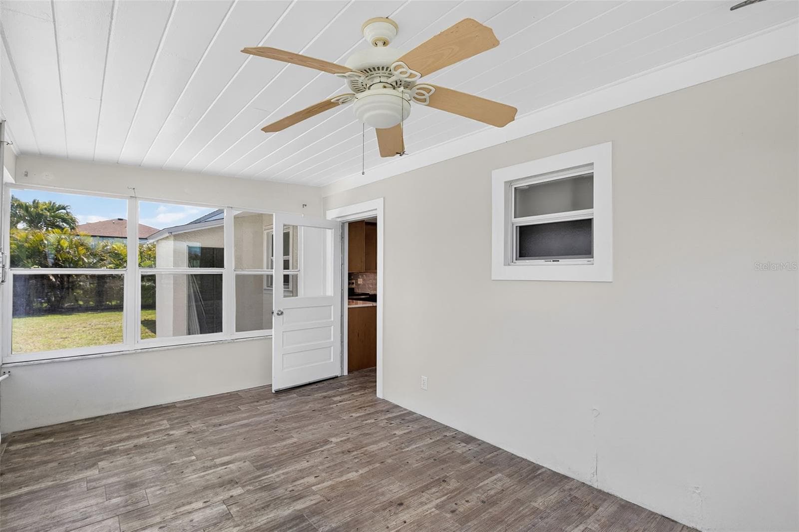 Florida room - 10451 MARION ST, ENGLEWOOD