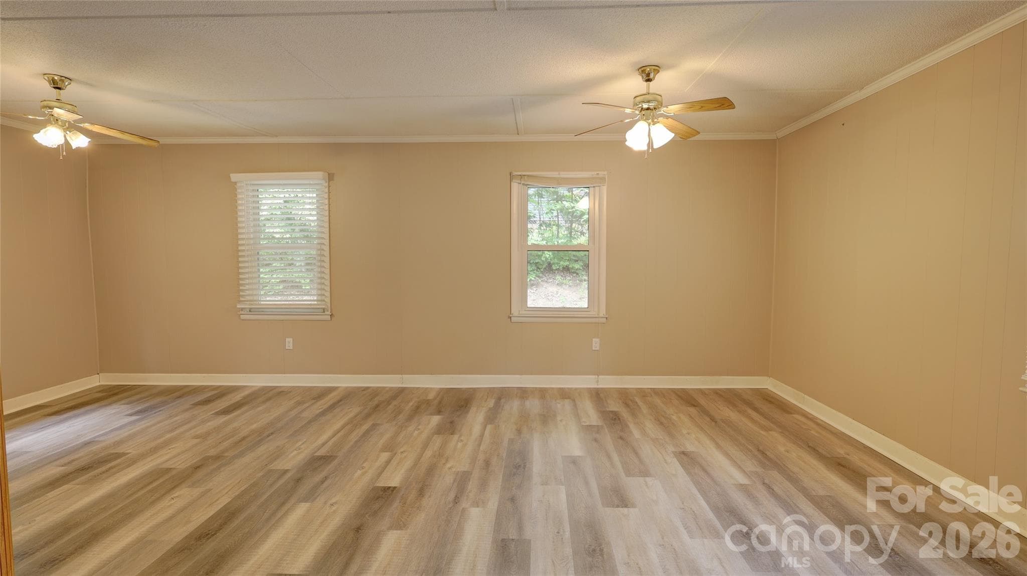 Brand new LVP flooring in large great room open to kitchen and dining room - 1130 Allman Extension, Mount Pleasant