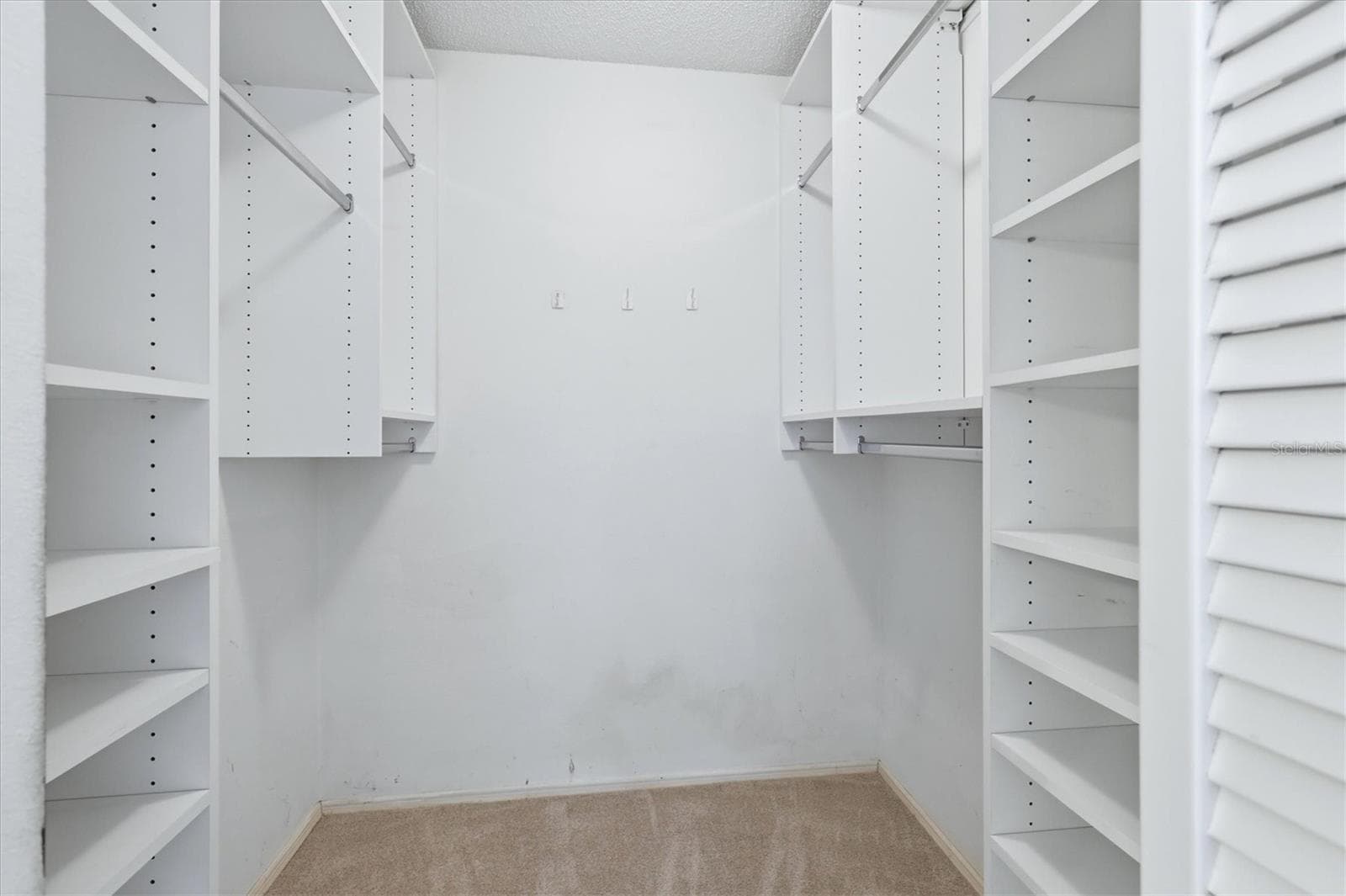 upgraded closet system - 879 AUDUBON DR #879, BRADENTON