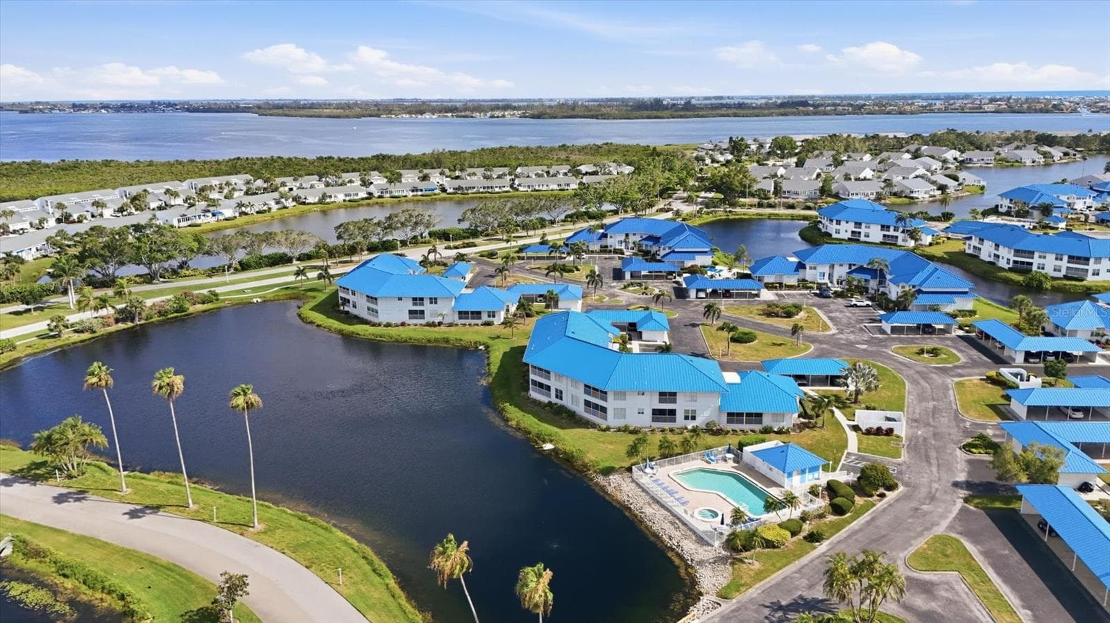 Condominium at 879 AUDUBON DR #879, BRADENTON, photo 61 of 64