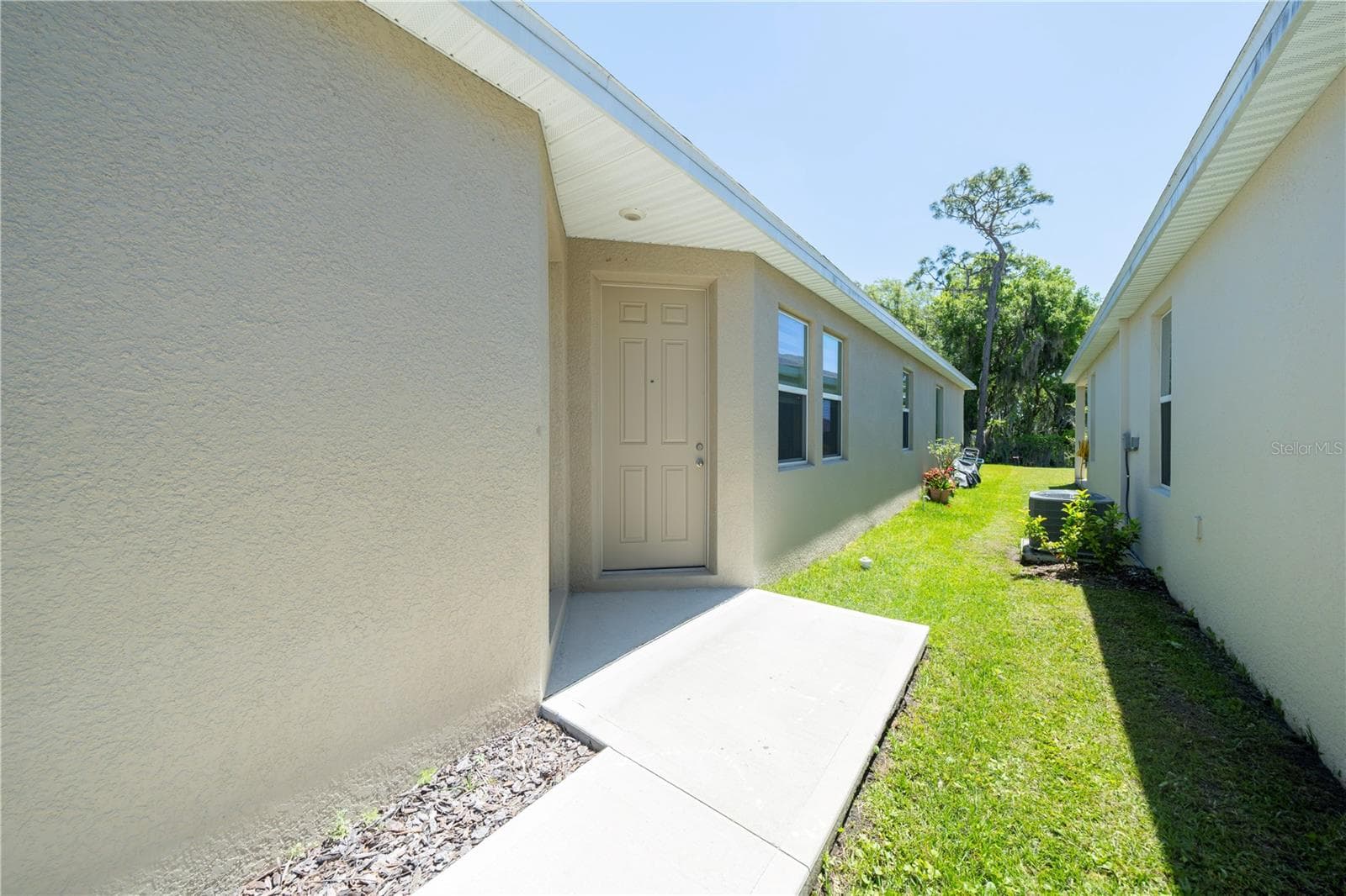 Single Family Residence at 1624 BARBERRY DR, KISSIMMEE, photo 21 of 42