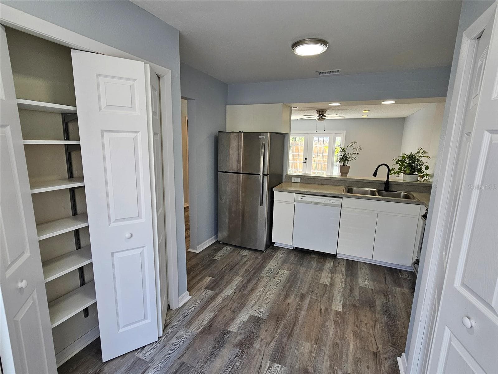 Townhouse at 13817 STONE MILL WAY, TAMPA, photo 6 of 20
