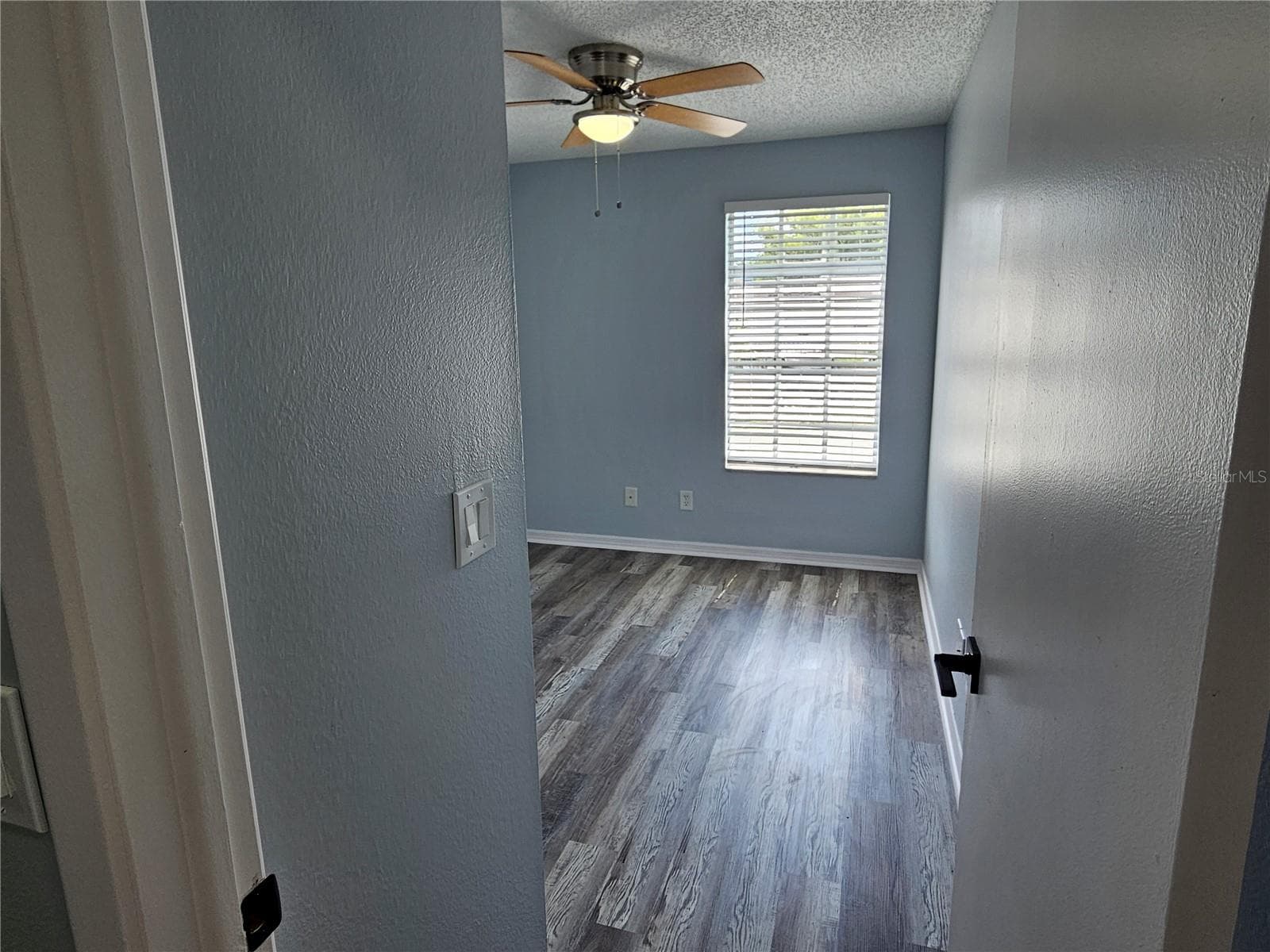 Townhouse at 13817 STONE MILL WAY, TAMPA, photo 13 of 20