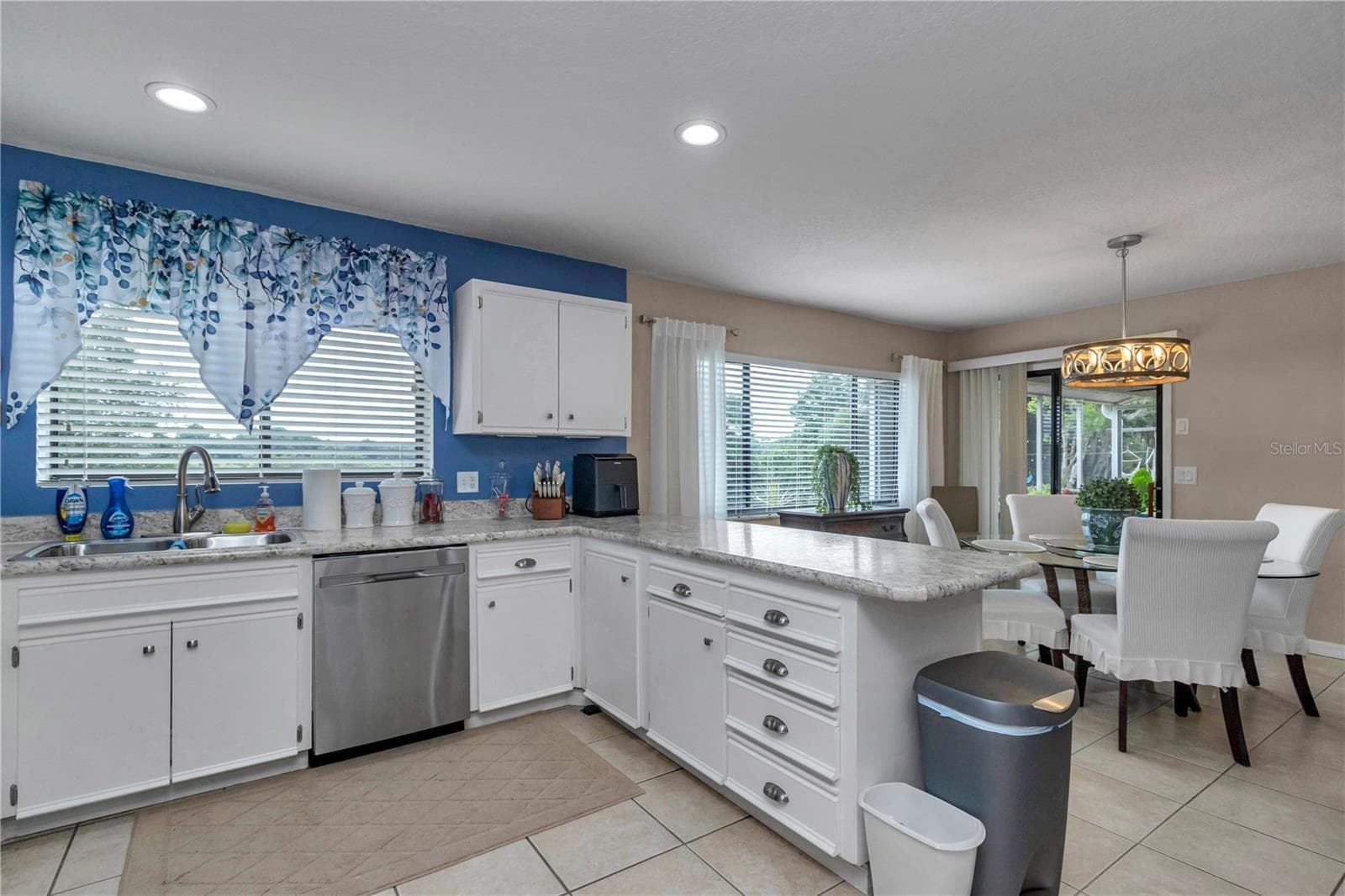 Kitchen - 1111 HICKORY RD, OCALA