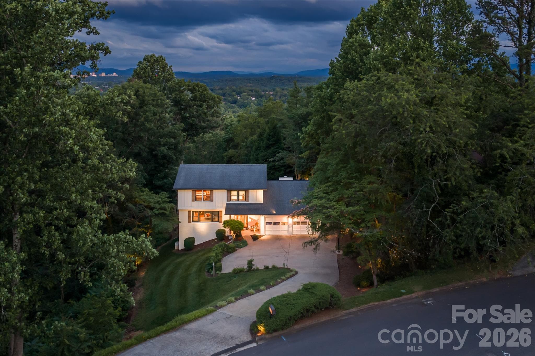 Single Family Residence at 24 Audubon Drive, Asheville, photo 41 of 46
