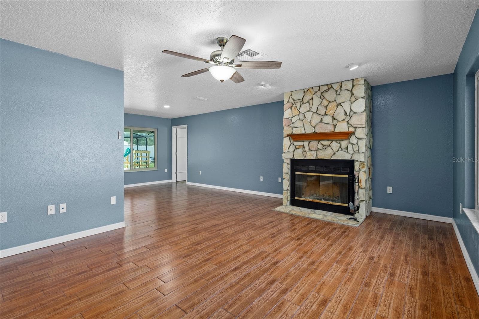 Single Family Residence at 7376 SKYLARK DR, SPRING HILL, photo 10 of 58