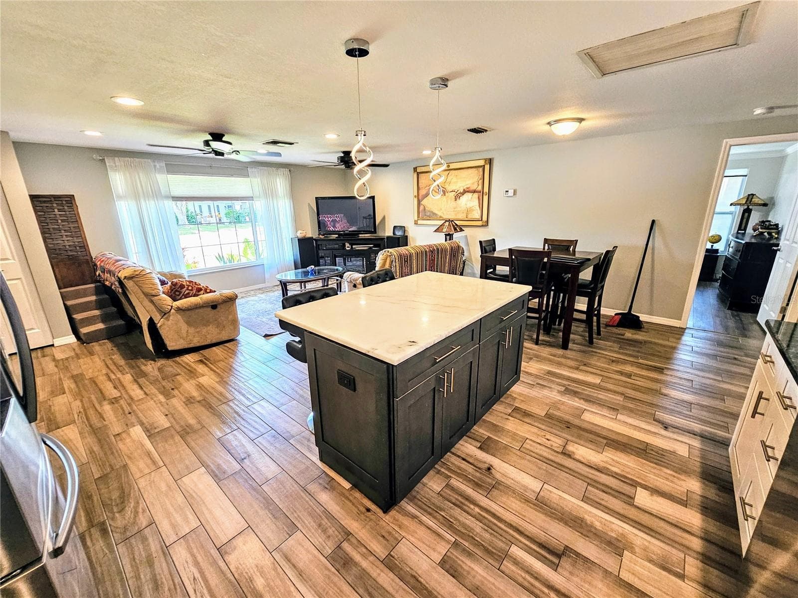 Single Family Residence at 5650 BITTERSWEET DR, HOLIDAY, photo 6 of 38