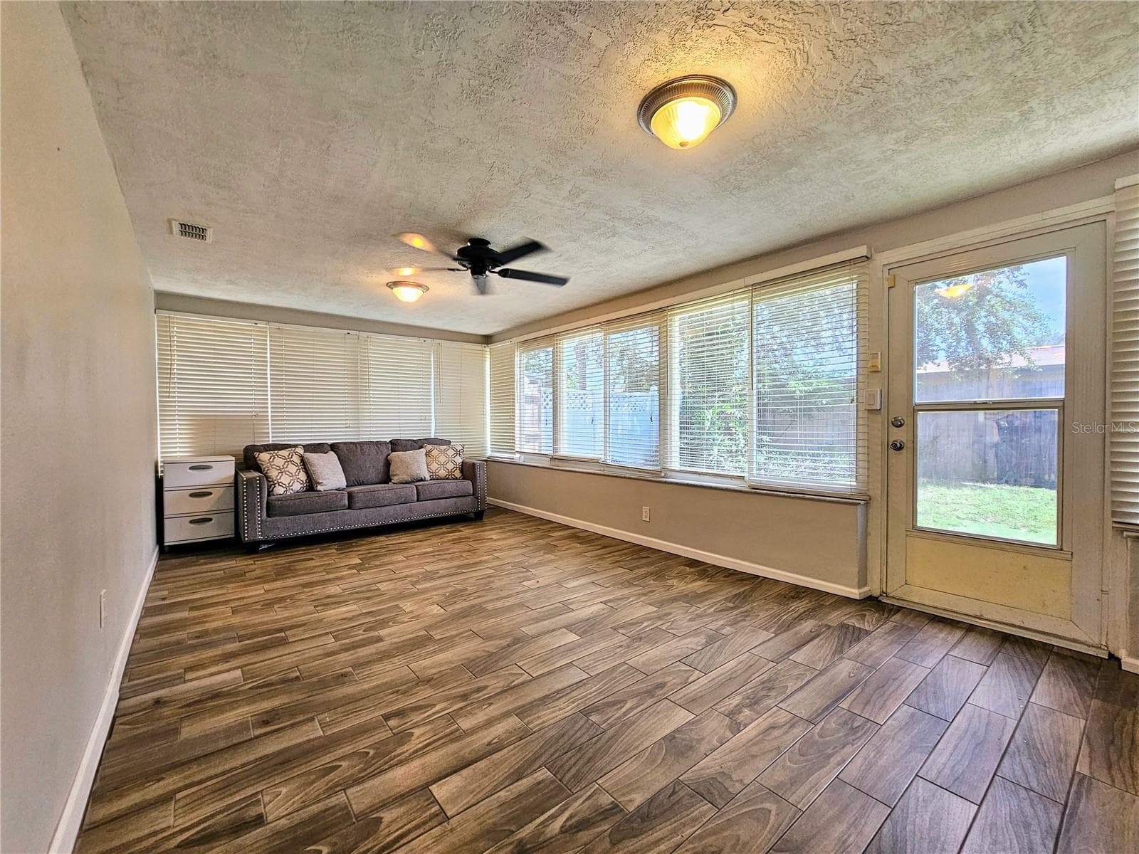 Single Family Residence at 5650 BITTERSWEET DR, HOLIDAY, photo 15 of 38