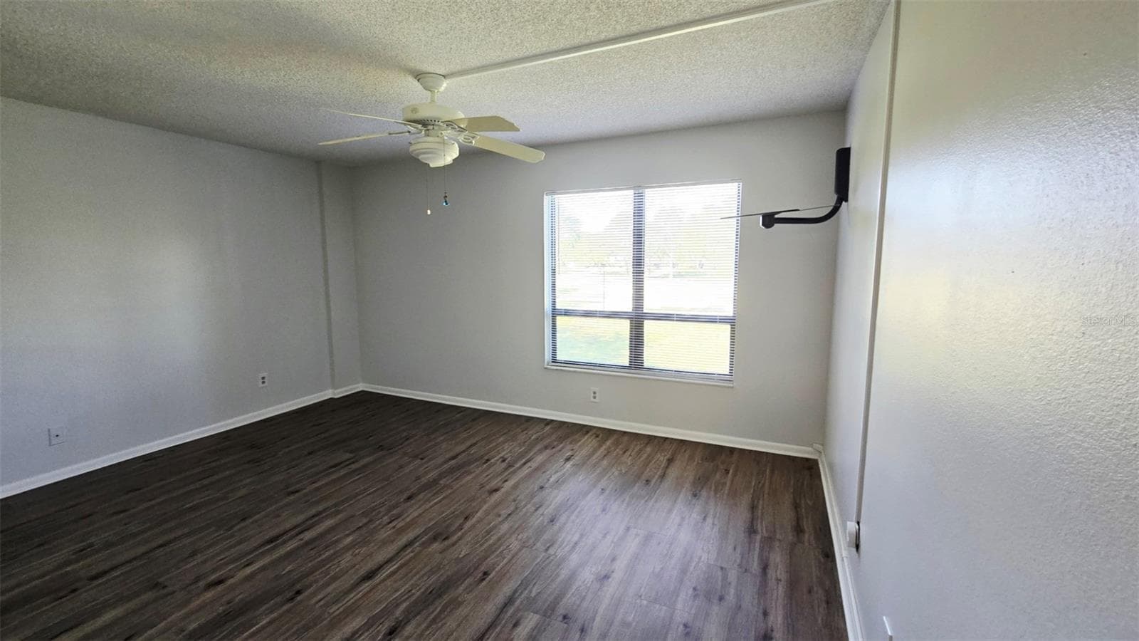 Primary Bedroom - 13626 GREENFIELD DR #201, TAMPA