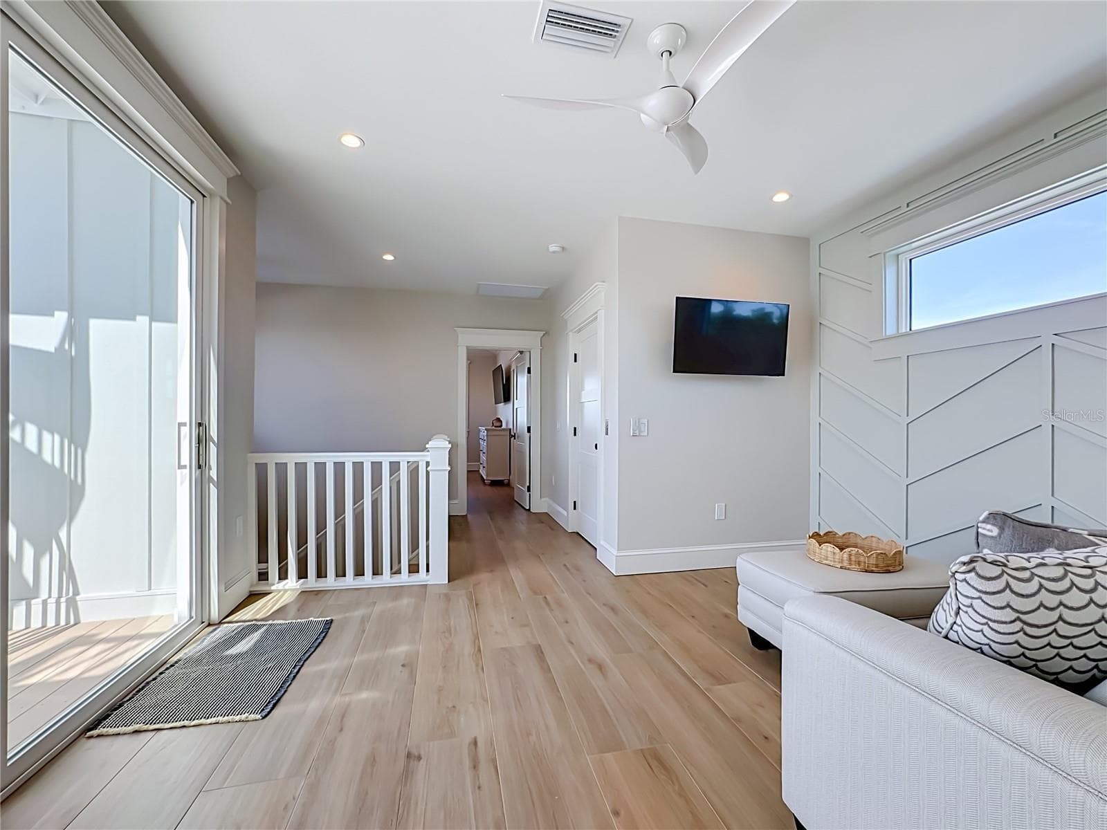 Single Family Residence at 2918 GULF DR, HOLMES BEACH, photo 26 of 92