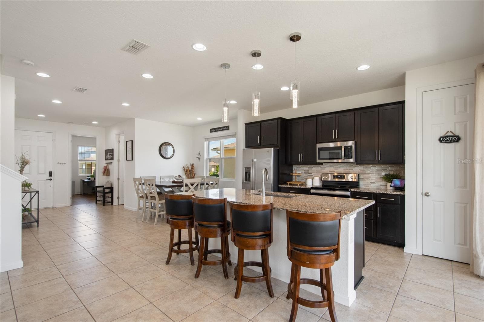 Single Family Residence at 1659 GENTLE BREEZE DR, ST CLOUD, photo 17 of 51