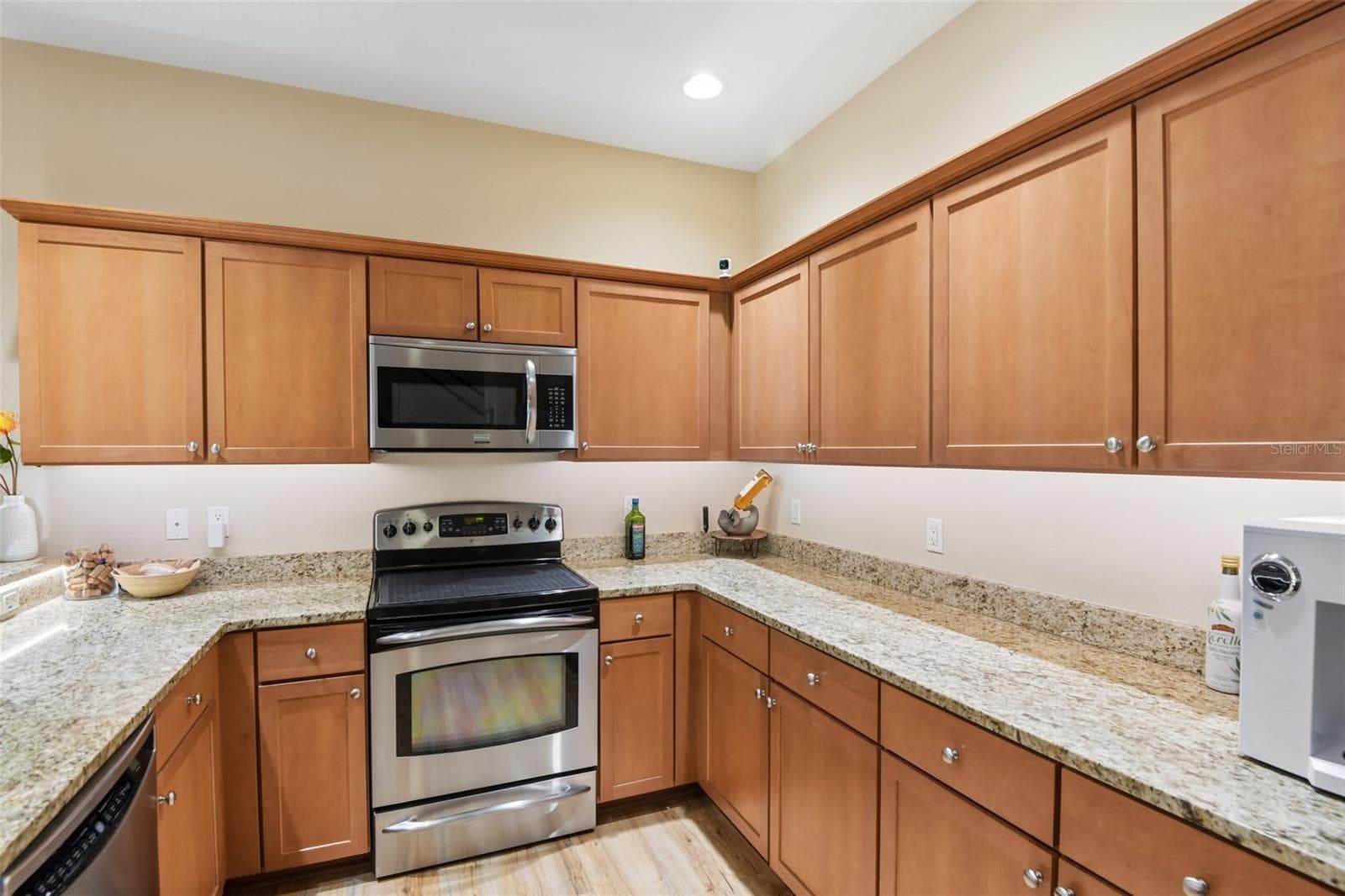 Townhouse at 131 ATHENIAN WAY, TARPON SPRINGS, photo 11 of 38
