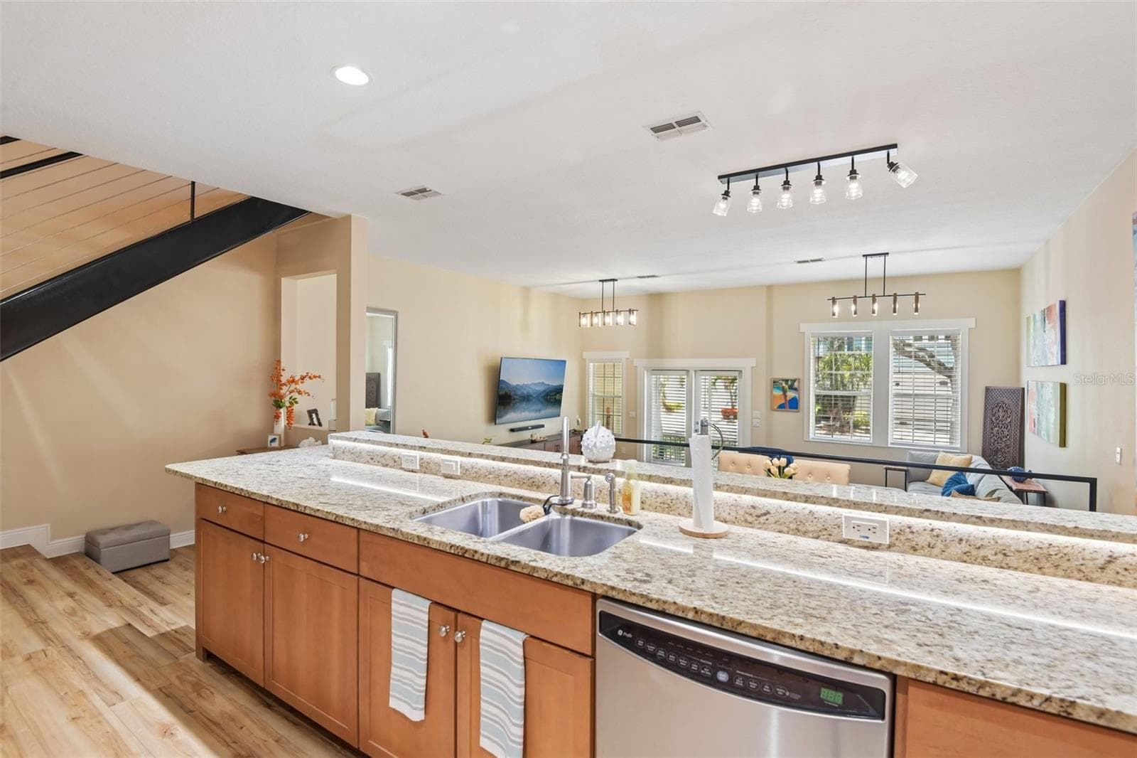 Townhouse at 131 ATHENIAN WAY, TARPON SPRINGS, photo 13 of 38