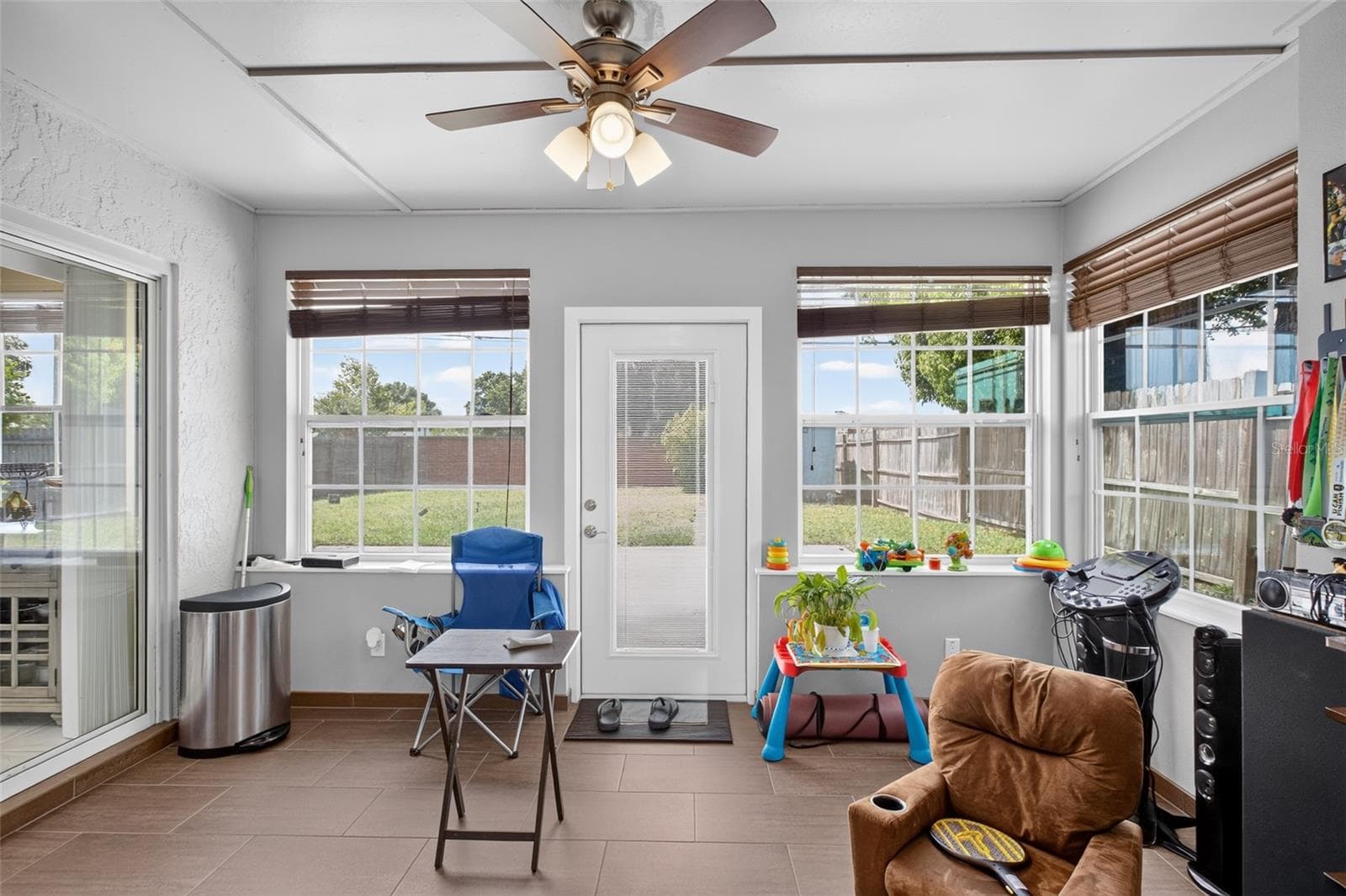 Single Family Residence at 1564 LAWNDALE CIR, WINTER PARK, photo 42 of 45